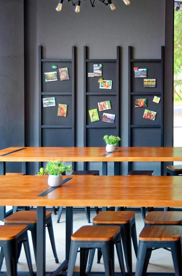 Bulatan Hostel Tanjong Aru ภายนอก รูปภาพ